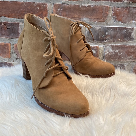 Land's End Suede Booties, Size 7.5 - Picture 4 of 17
